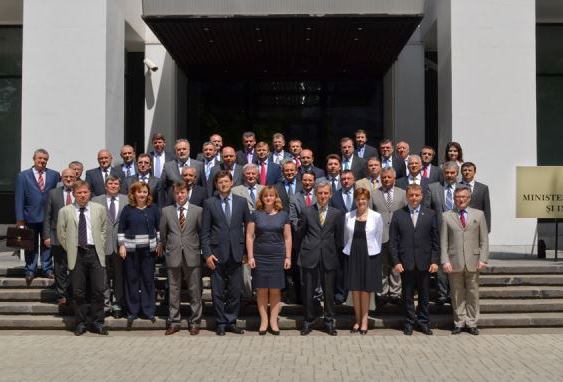 A fost lansat procesul de numire a noilor Ambasadori ai R. Moldova
