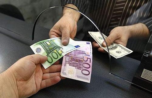 Condiții mai avantajoase pentru transferurile bănești Spania-Moldova