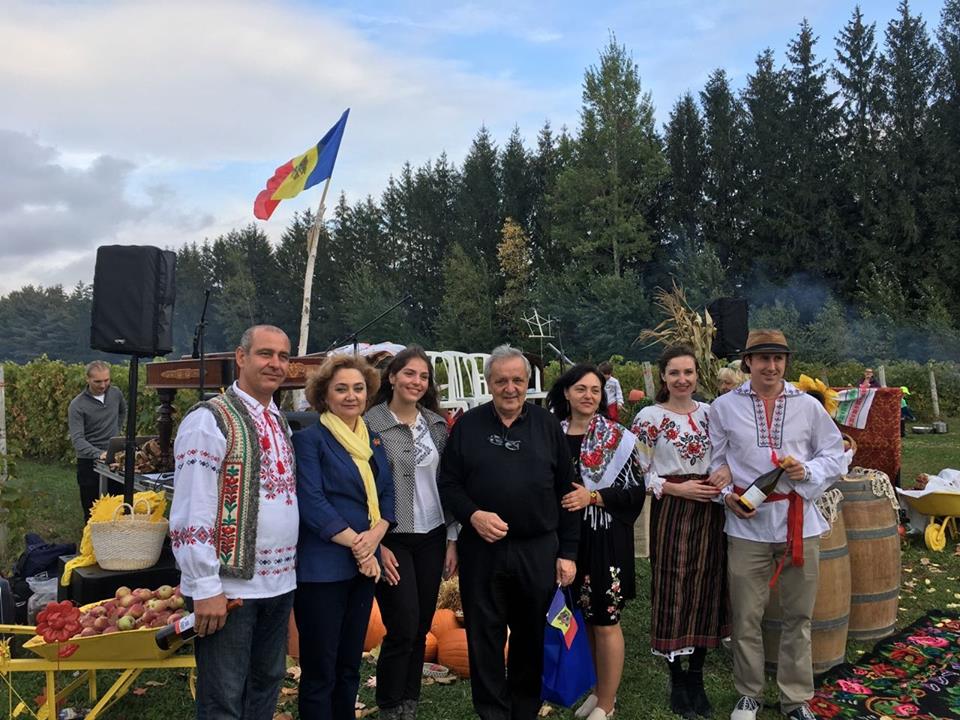 Sărbătoarea Hai Noroc in Canada - un simbol al legendei vii a Moldovei (FOTO)