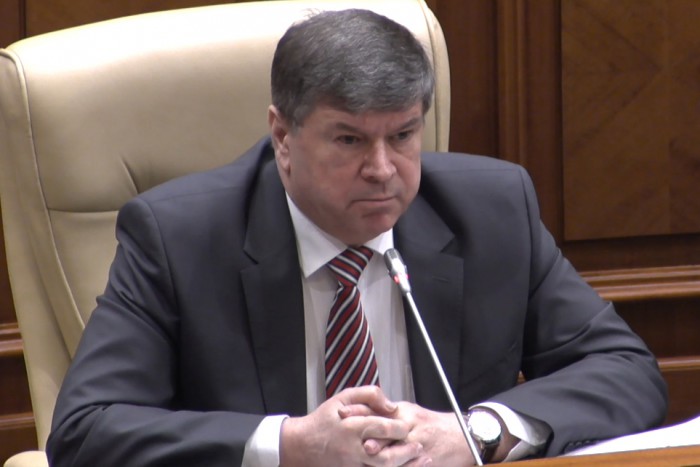 Consilierii președintelui vor prezenta detalii despre amnistia migraţională