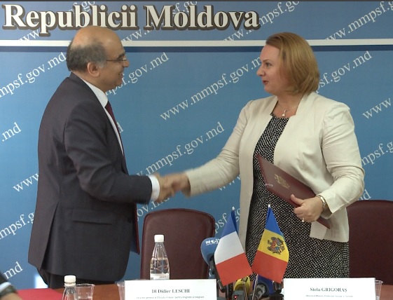 Migranții moldoveni vor putea munci acasă