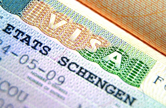 UE va schimba designul vizelor Schengen